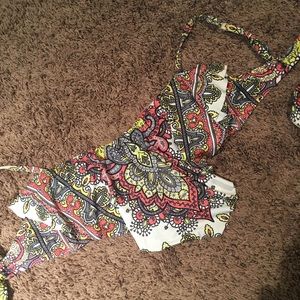 BECCA brand size D bikini top!!!